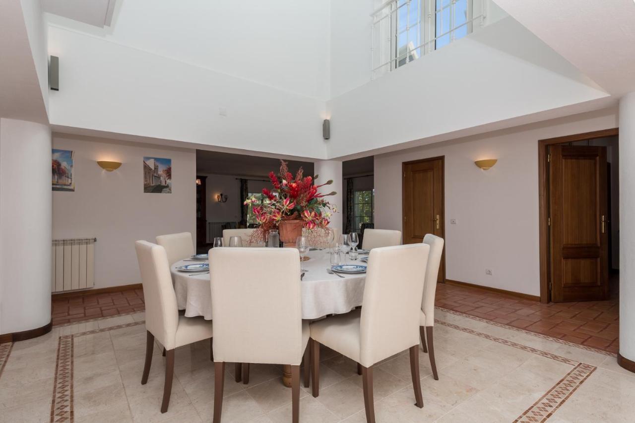 Peaceful 4Br Villa On Gramacho Golf Resort W/ Private Pool Lagoa  Exterior photo